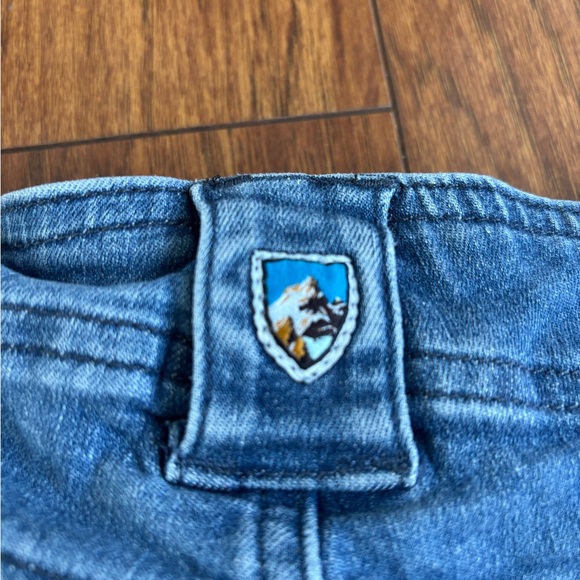 Men's Kuhl Blue Jeans. These Blue Jeans are light blue in color. - Picture 4 of 4